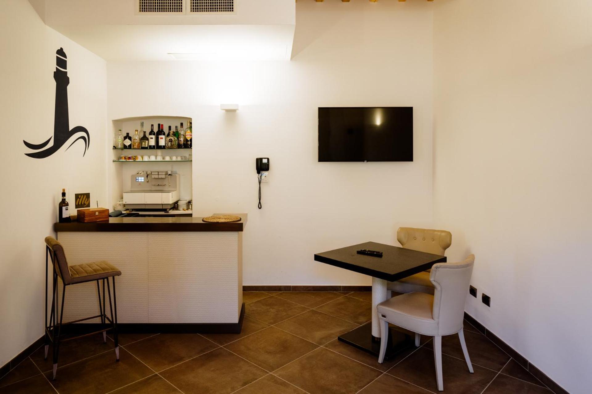 Resort Faro Di Punta Fenaio Campese  Exterior photo