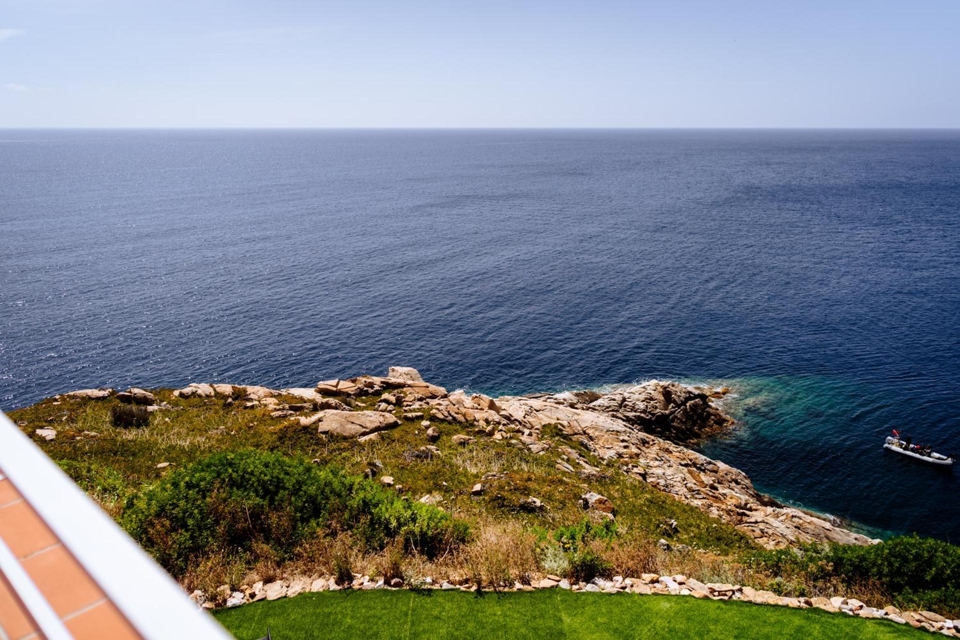 Resort Faro Di Punta Fenaio Campese  Exterior photo